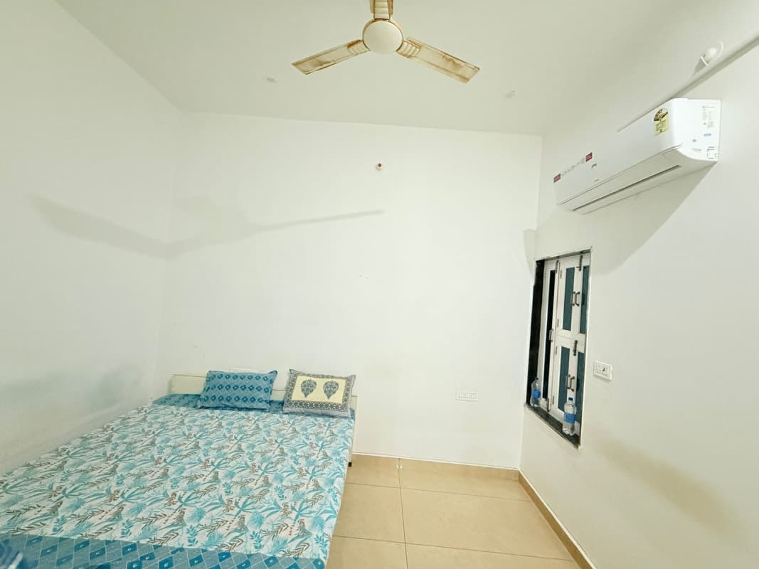 Hostel , Flat - Photo 3